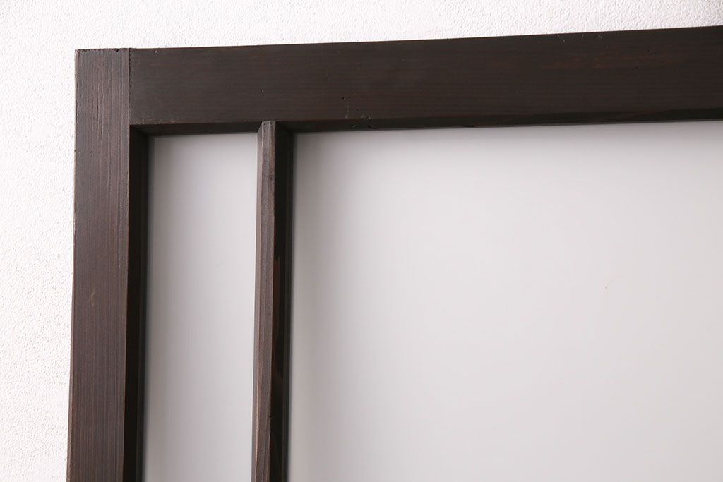 ドアをリペア&カスタム!框を加工し引き戸仕様へ変更。結霜ガラス、緑の色ガラスへ入れ替え。濃い茶色で着色し仕上げ。(引き戸、建具)