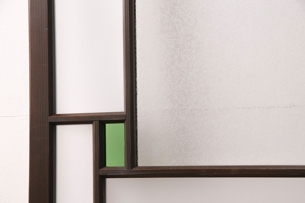 ドアをリペア&カスタム!框を加工し引き戸仕様へ変更。結霜ガラス、緑の色ガラスへ入れ替え。濃い茶色で着色し仕上げ。(引き戸、建具)