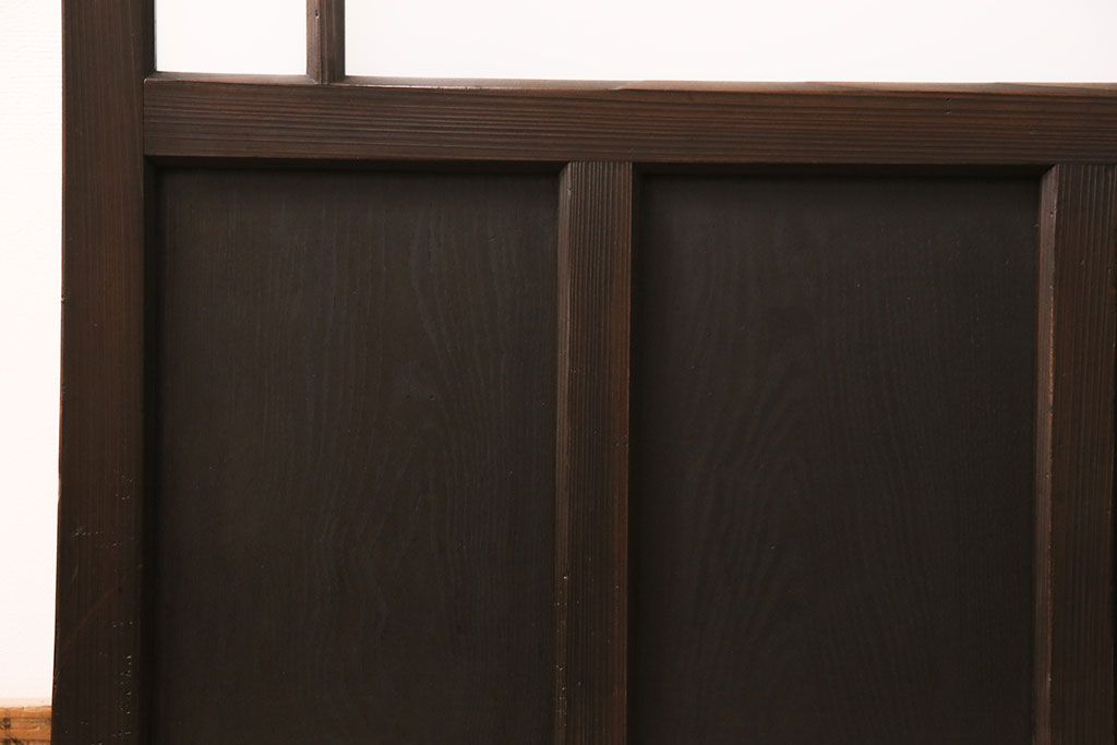 ドアをリペア&カスタム!框を加工し引き戸仕様へ変更。結霜ガラス、緑の色ガラスへ入れ替え。濃い茶色で着色し仕上げ。(引き戸、建具)