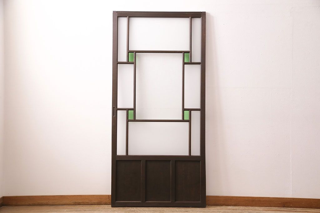 ドアをリペア&カスタム!框を加工し引き戸仕様へ変更。結霜ガラス、緑の色ガラスへ入れ替え。濃い茶色で着色し仕上げ。(引き戸、建具)