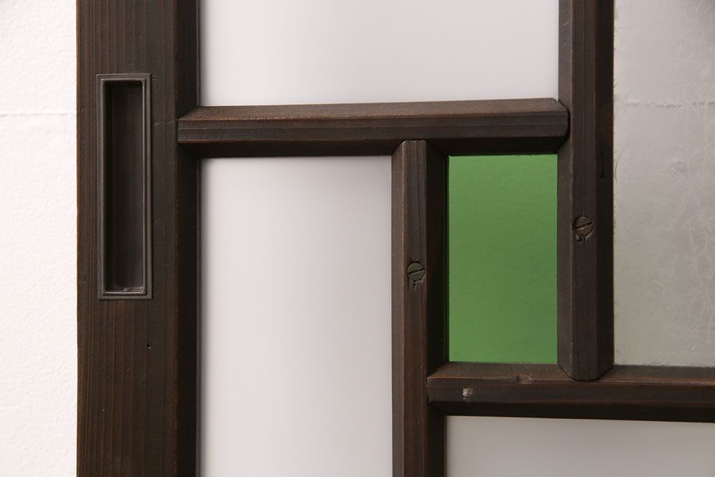 ドアをリペア&カスタム!框を加工し引き戸仕様へ変更。結霜ガラス、緑の色ガラスへ入れ替え。濃い茶色で着色し仕上げ。(引き戸、建具)