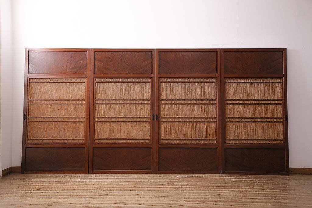 新潟産の板戸4枚をリペア&カスタム!鴨居敷居に溝加工を施し、現状に近しい色味に着色し仕上げ。(引き戸、建具)