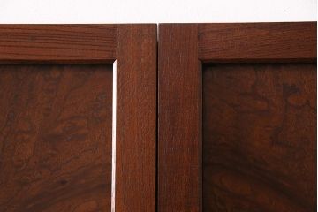 新潟産の板戸4枚をリペア&カスタム!鴨居敷居に溝加工を施し、現状に近しい色味に着色し仕上げ。(引き戸、建具)