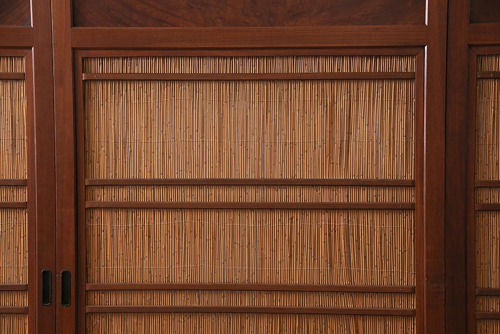 新潟産の板戸4枚をリペア&カスタム!鴨居敷居に溝加工を施し、現状に近しい色味に着色し仕上げ。(引き戸、建具)