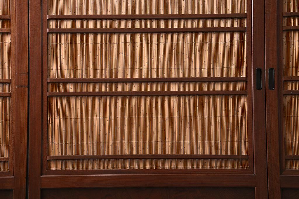 新潟産の板戸4枚をリペア&カスタム!鴨居敷居に溝加工を施し、現状に近しい色味に着色し仕上げ。(引き戸、建具)