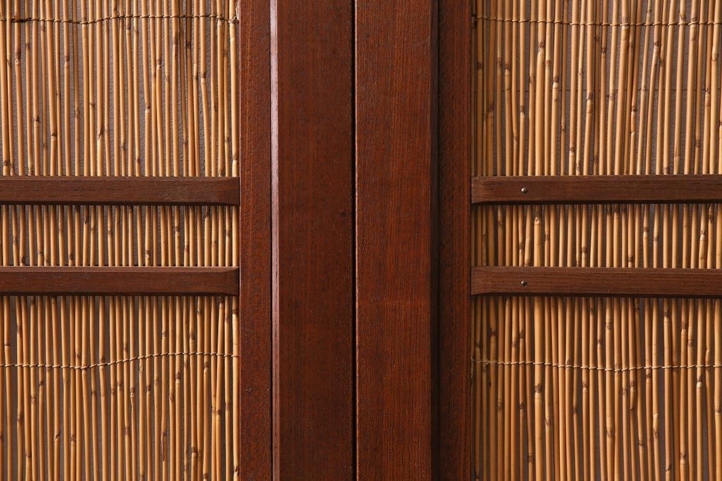 新潟産の板戸4枚をリペア&カスタム!鴨居敷居に溝加工を施し、現状に近しい色味に着色し仕上げ。(引き戸、建具)