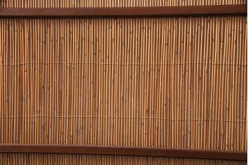 新潟産の板戸4枚をリペア&カスタム!鴨居敷居に溝加工を施し、現状に近しい色味に着色し仕上げ。(引き戸、建具)