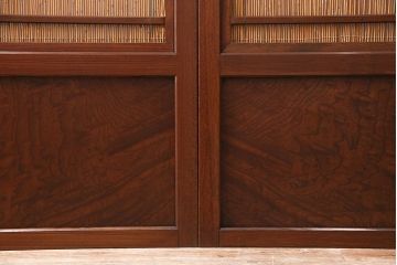 新潟産の板戸4枚をリペア&カスタム!鴨居敷居に溝加工を施し、現状に近しい色味に着色し仕上げ。(引き戸、建具)