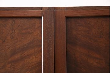 新潟産の板戸4枚をリペア&カスタム!鴨居敷居に溝加工を施し、現状に近しい色味に着色し仕上げ。(引き戸、建具)