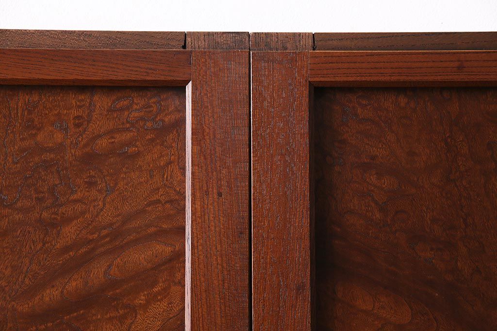 新潟産の板戸4枚をリペア&カスタム!鴨居敷居に溝加工を施し、現状に近しい色味に着色し仕上げ。(引き戸、建具)