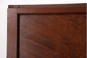 新潟産の板戸4枚をリペア&カスタム!鴨居敷居に溝加工を施し、現状に近しい色味に着色し仕上げ。(引き戸、建具)