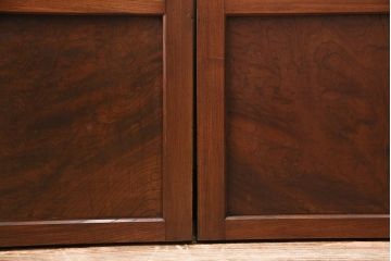 新潟産の板戸4枚をリペア&カスタム!鴨居敷居に溝加工を施し、現状に近しい色味に着色し仕上げ。(引き戸、建具)