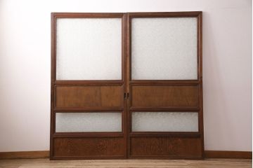 帯戸2枚をリペア&カスタム!帯部分のガラスを木材に入れ替え。現状に近しい色味に着色し仕上げ。(引き戸、建具)