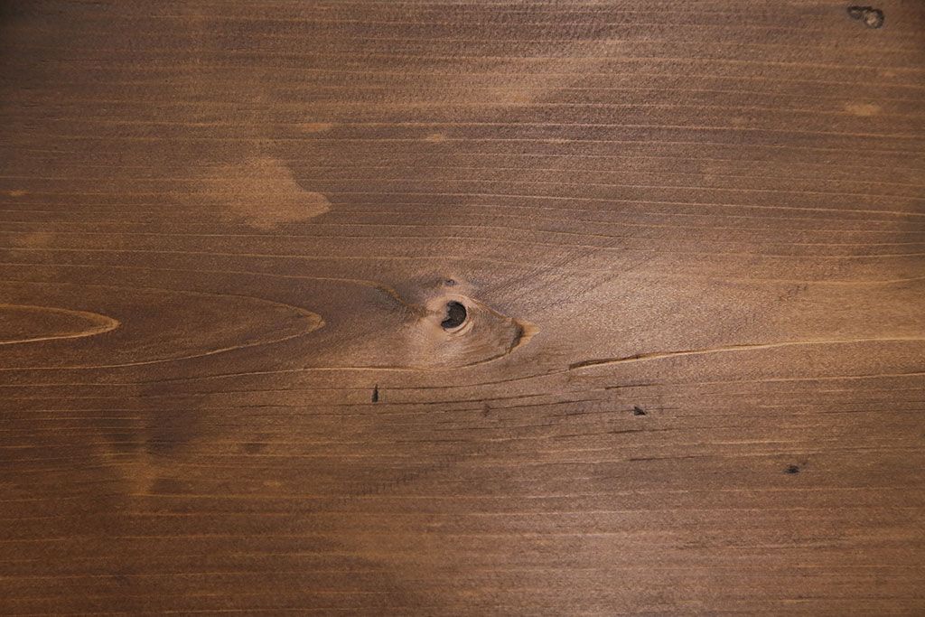 桐箪笥をリペア&カスタム!竿通し金具を天板に合わせてカット。現状に近しい色味に着色し仕上げ。(収納箪笥、和タンス、衣装箪笥、桐たんす)