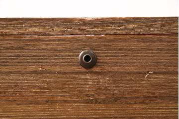 桐箪笥をリペア&カスタム!竿通し金具を天板に合わせてカット。現状に近しい色味に着色し仕上げ。(収納箪笥、和タンス、衣装箪笥、桐たんす)