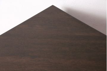 コーナーキャビネットの見た目を変えずに綺麗にリペア!可動部の調整。傷の補修。濃い茶色で着色し仕上げ。(コーナーラック、収納棚、戸棚)