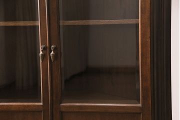 コーナーキャビネットの見た目を変えずに綺麗にリペア!可動部の調整。傷の補修。濃い茶色で着色し仕上げ。(コーナーラック、収納棚、戸棚)