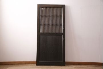 明治大正期の蔵戸をリペア&カスタム!1枚のみリサイズし、鍵を取り付け吊り戸仕様に加工。引き手を取り付け。四方枠製作。(玄関戸、引き戸、建具)