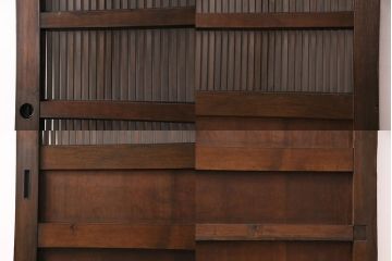 明治大正期の蔵戸をリペア&カスタム!1枚のみリサイズし、鍵を取り付け吊り戸仕様に加工。引き手を取り付け。四方枠製作。(玄関戸、引き戸、建具)