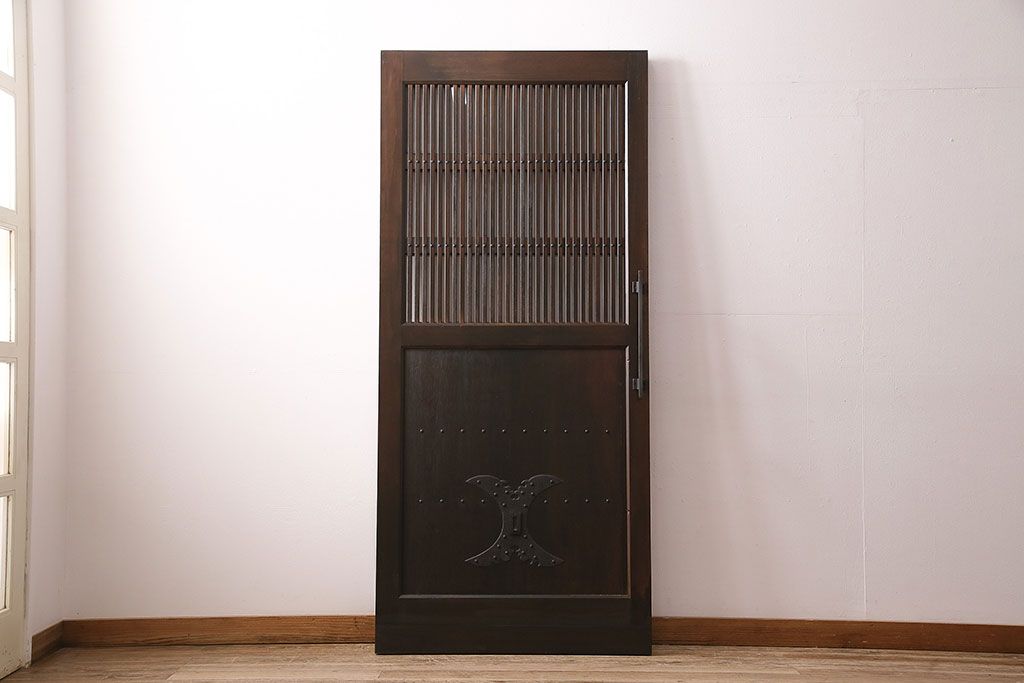 明治大正期の蔵戸をリペア&カスタム!1枚のみリサイズし、鍵を取り付け吊り戸仕様に加工。引き手を取り付け。四方枠製作。(玄関戸、引き戸、建具)