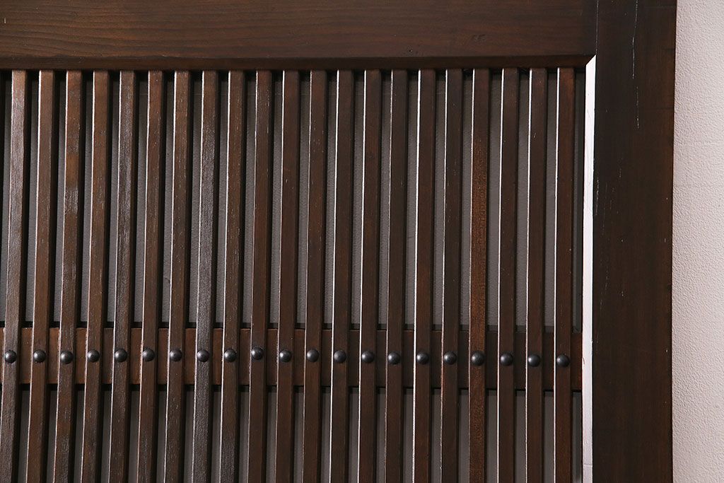 明治大正期の蔵戸をリペア&カスタム!1枚のみリサイズし、鍵を取り付け吊り戸仕様に加工。引き手を取り付け。四方枠製作。(玄関戸、引き戸、建具)