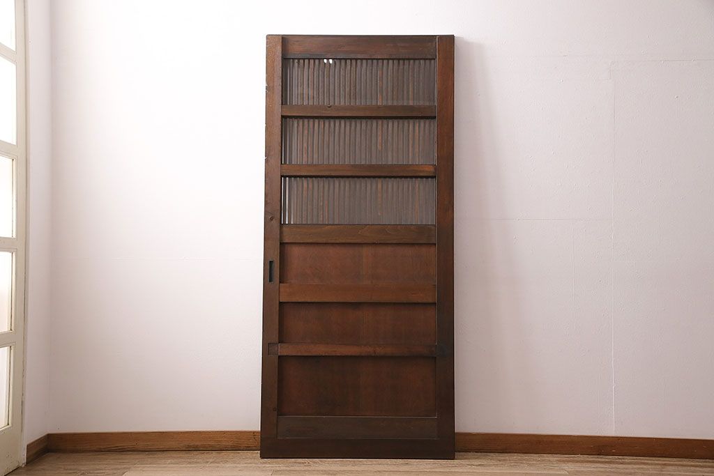 明治大正期の蔵戸をリペア&カスタム!1枚のみリサイズし、鍵を取り付け吊り戸仕様に加工。引き手を取り付け。四方枠製作。(玄関戸、引き戸、建具)