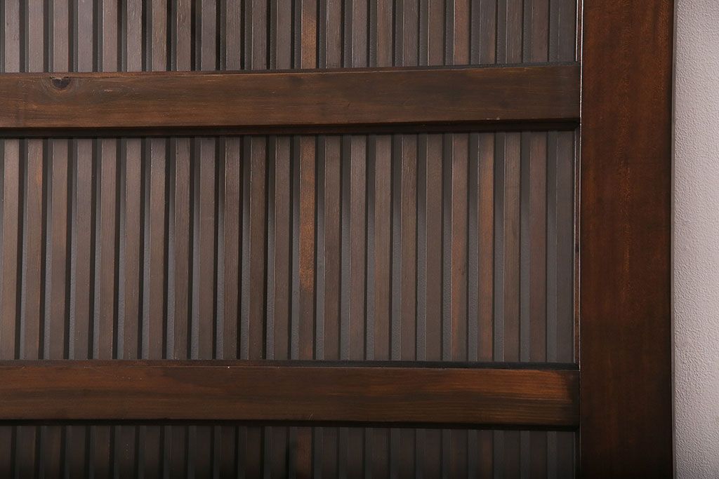 明治大正期の蔵戸をリペア&カスタム!1枚のみリサイズし、鍵を取り付け吊り戸仕様に加工。引き手を取り付け。四方枠製作。(玄関戸、引き戸、建具)