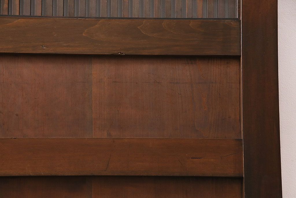 明治大正期の蔵戸をリペア&カスタム!1枚のみリサイズし、鍵を取り付け吊り戸仕様に加工。引き手を取り付け。四方枠製作。(玄関戸、引き戸、建具)