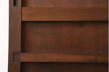 明治大正期の蔵戸をリペア&カスタム!1枚のみリサイズし、鍵を取り付け吊り戸仕様に加工。引き手を取り付け。四方枠製作。(玄関戸、引き戸、建具)