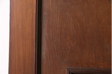 昭和中期のドアをリペア&カスタム!設置場所に合わせてリサイズ。ドアノブ、蝶番は取り外し、埋め木加工。(木製ドア、建具)