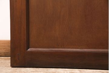 昭和中期のドアをリペア&カスタム!設置場所に合わせてリサイズ。ドアノブ、蝶番は取り外し、埋め木加工。(木製ドア、建具)