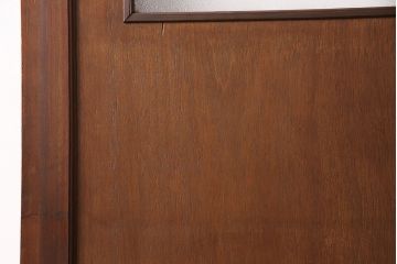 昭和中期のドアをリペア&カスタム!設置場所に合わせてリサイズ。ドアノブ、蝶番は取り外し、埋め木加工。(木製ドア、建具)