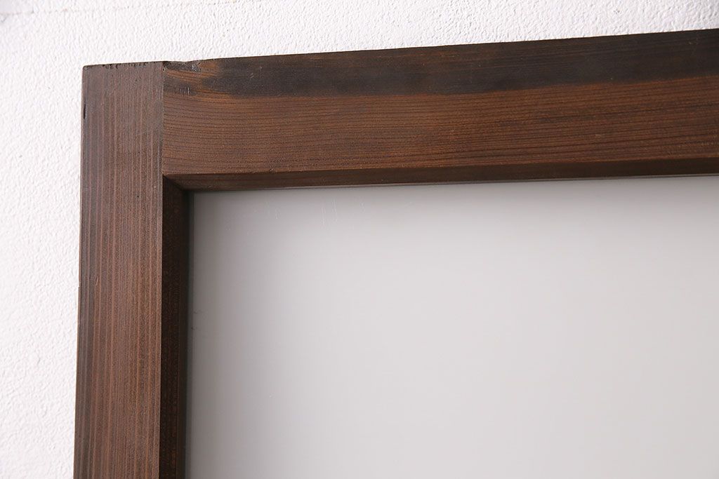 ガラス戸をリペア&カスタム!設置場所に合わせてリサイズ。戸車を取り付け。クリアガラスのみすりガラスへ入れ替え。(引き戸、建具)