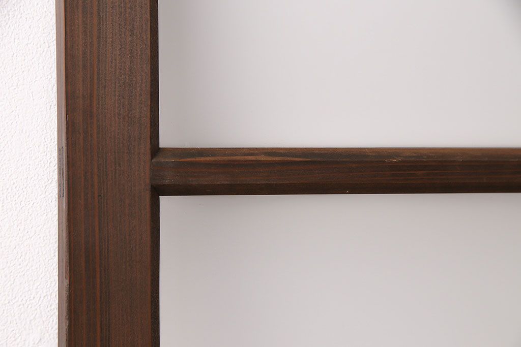 ガラス戸をリペア&カスタム!設置場所に合わせてリサイズ。戸車を取り付け。クリアガラスのみすりガラスへ入れ替え。(引き戸、建具)