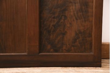 ガラス戸をリペア&カスタム!設置場所に合わせてリサイズ。戸車を取り付け。クリアガラスのみすりガラスへ入れ替え。(引き戸、建具)