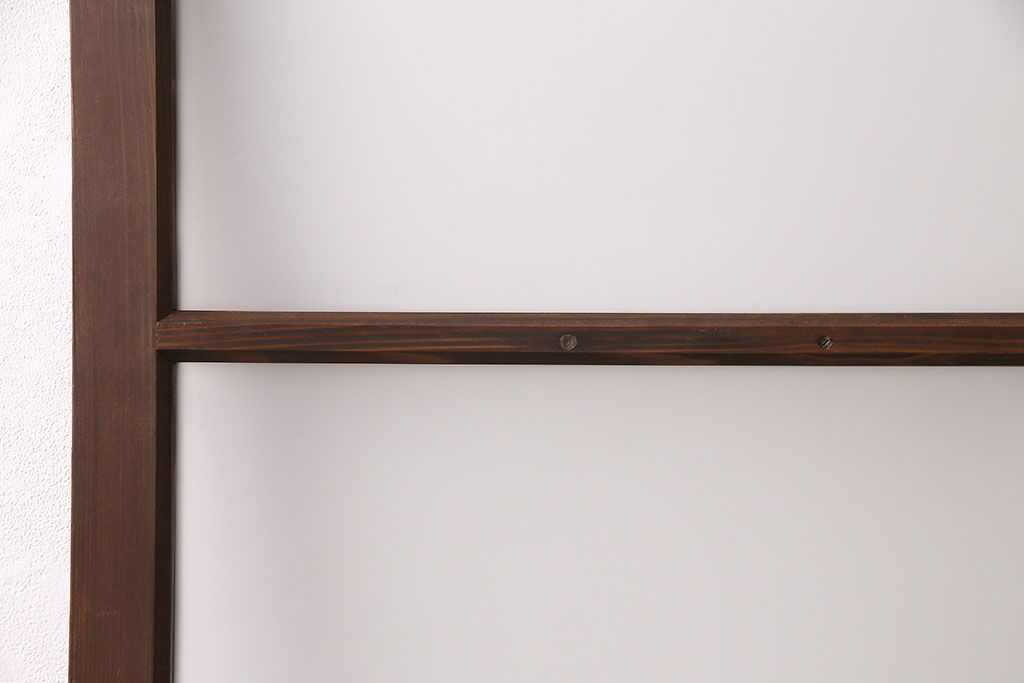 ガラス戸をリペア&カスタム!設置場所に合わせてリサイズ。戸車を取り付け。クリアガラスのみすりガラスへ入れ替え。(引き戸、建具)