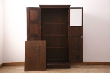 北海道民芸家具のワードローブをリペア&カスタム!ネクタイハンガーを取り外し、可動式の棚板を設置。靴棚にリメイク。(キャビネット、下駄箱)