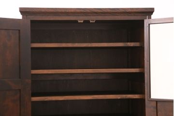 北海道民芸家具のワードローブをリペア&カスタム!ネクタイハンガーを取り外し、可動式の棚板を設置。靴棚にリメイク。(キャビネット、下駄箱)