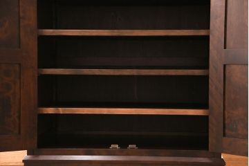 北海道民芸家具のワードローブをリペア&カスタム!ネクタイハンガーを取り外し、可動式の棚板を設置。靴棚にリメイク。(キャビネット、下駄箱)