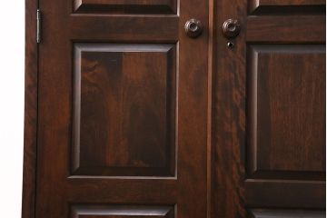 北海道民芸家具のワードローブをリペア&カスタム!ネクタイハンガーを取り外し、可動式の棚板を設置。靴棚にリメイク。(キャビネット、下駄箱)