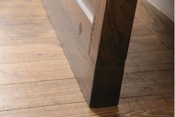 明治期の蔵戸をリペア&カスタム!設置場所に合わせてリサイズ。引き手、戸車を取り付け。(玄関戸、引き戸、建具)