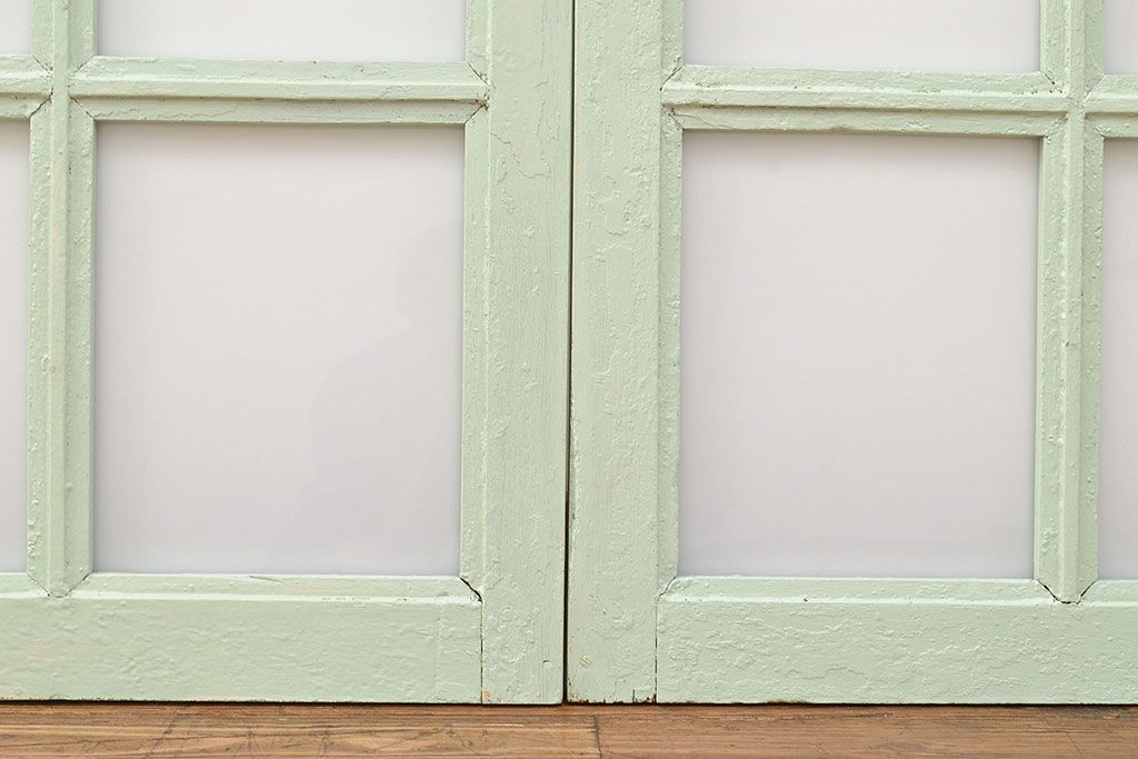 フランスアンティークのフィックス窓2枚をリペア&カスタム!高品質リペア済み商品のガラスをアクリル板へ差し替え。(はめ殺し窓)