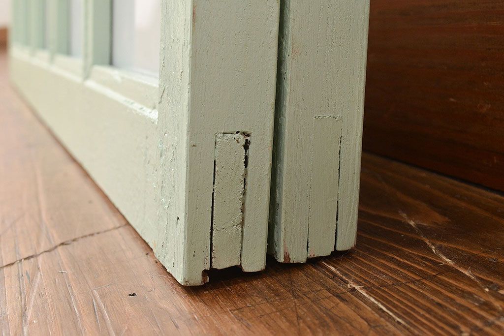 フランスアンティークのフィックス窓2枚をリペア&カスタム!高品質リペア済み商品のガラスをアクリル板へ差し替え。(はめ殺し窓)