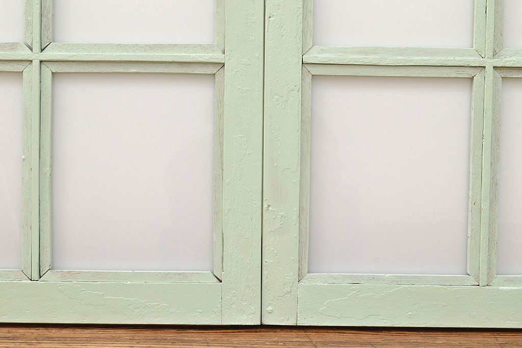 フランスアンティークのフィックス窓2枚をリペア&カスタム!高品質リペア済み商品のガラスをアクリル板へ差し替え。(はめ殺し窓)