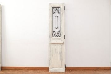 フランスアンティークの親子ドアをリペア&カスタム!ガラスをアクリル板へ差し替え。本体はアンティークホワイトのペイント、アイアン部には黒の着色をし仕上げ。(木製ドア、扉、建具)