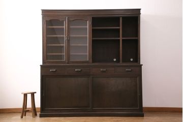 食器棚をリペア&カスタム!既存の棚を撤去し、可動式の棚板を新たに製作。現状に近しい色味に着色し仕上げ。(収納棚、戸棚、キャビネット、カップボード)