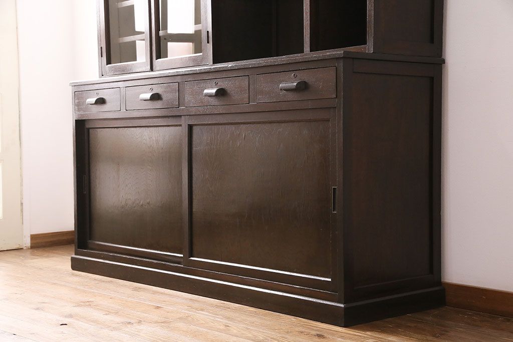 食器棚をリペア&カスタム!既存の棚を撤去し、可動式の棚板を新たに製作。現状に近しい色味に着色し仕上げ。(収納棚、戸棚、キャビネット、カップボード)