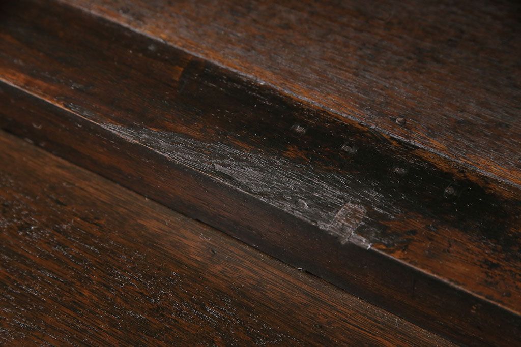 食器棚をリペア&カスタム!既存の棚を撤去し、可動式の棚板を新たに製作。現状に近しい色味に着色し仕上げ。(収納棚、戸棚、キャビネット、カップボード)