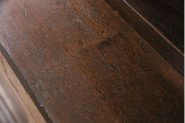 食器棚をリペア&カスタム!既存の棚を撤去し、可動式の棚板を新たに製作。現状に近しい色味に着色し仕上げ。(収納棚、戸棚、キャビネット、カップボード)