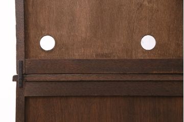 食器棚をリペア&カスタム!既存の棚を撤去し、可動式の棚板を新たに製作。現状に近しい色味に着色し仕上げ。(収納棚、戸棚、キャビネット、カップボード)